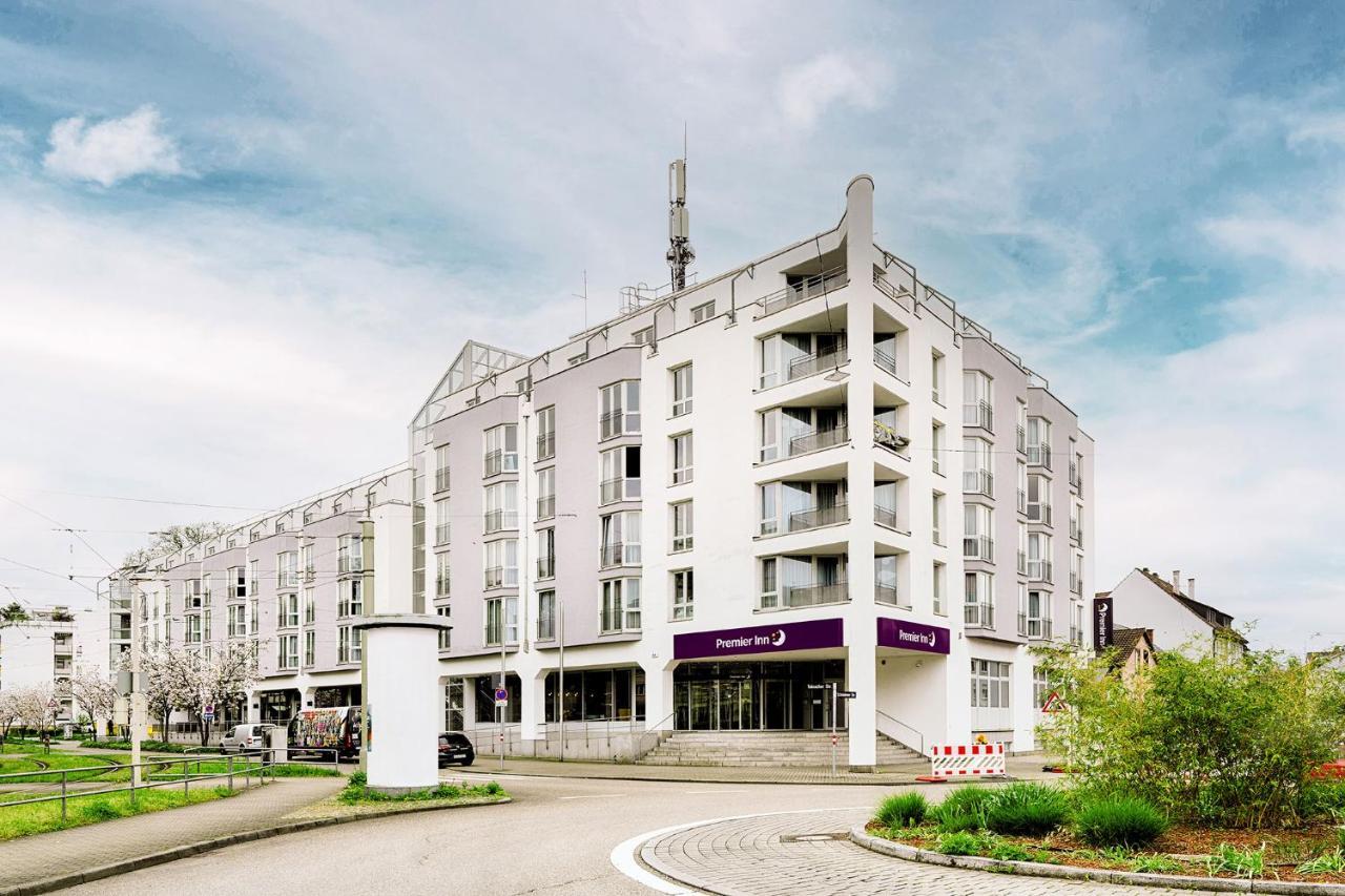 Premier Inn Stuttgart Bad Cannstatt Eksteriør bilde